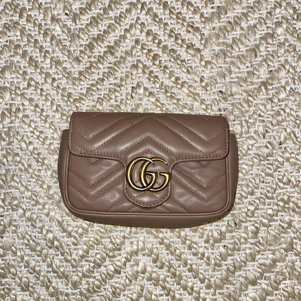 GG Marmont super mini quilted leather shoulder bag